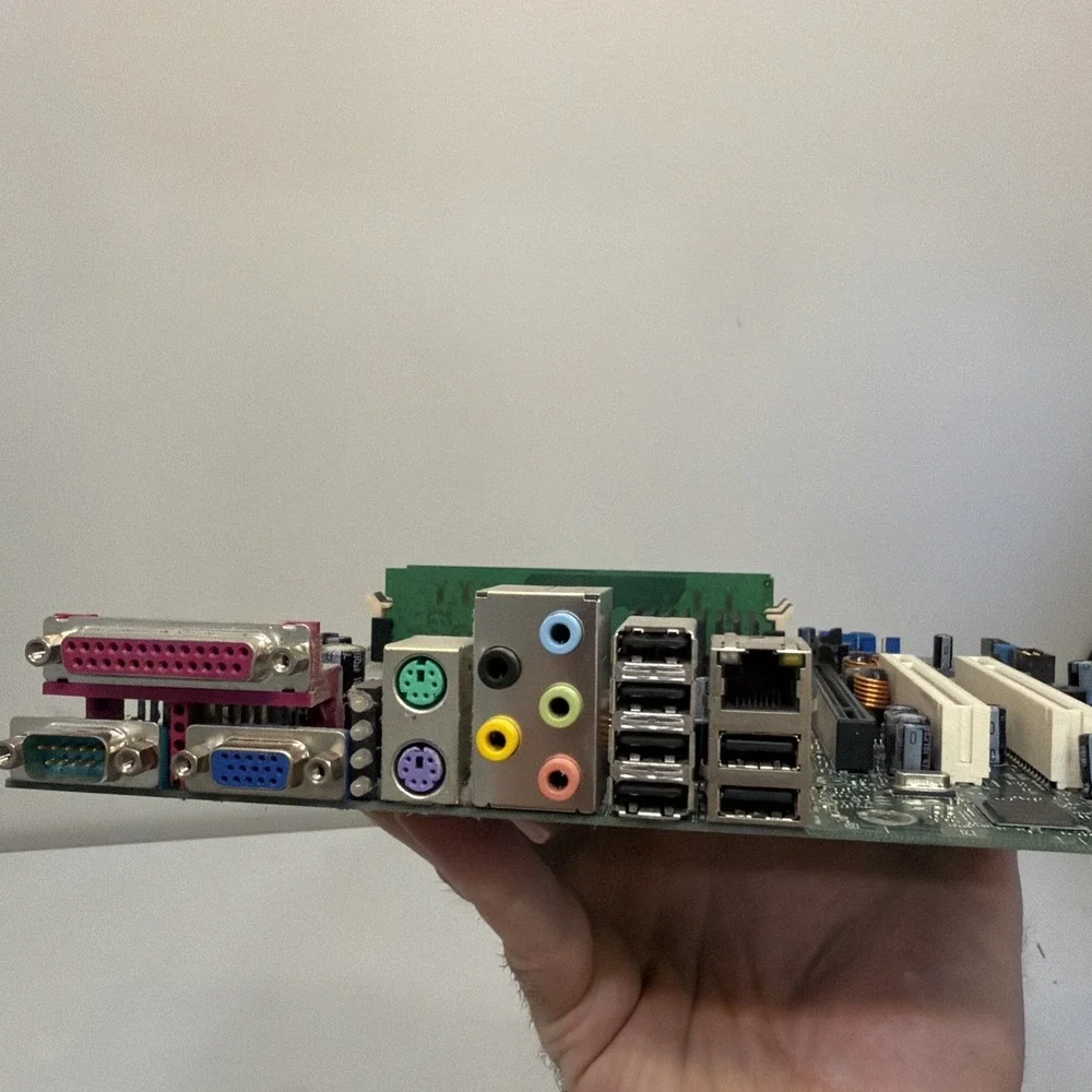 DELL Inspiron 560 0K83V0 LGA775 motherboard w/ 512MB (2x256) RAM